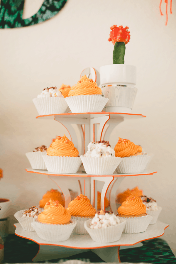 cardboard cupcake stand from Martha Celebrations