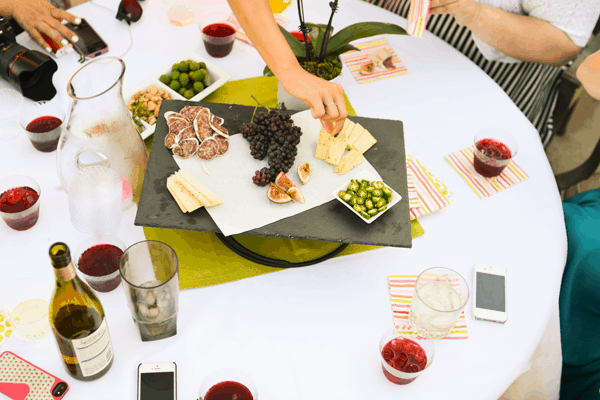 Appetizers alfresco Palm Springs. #campmixalot. // cupcakesandcutlery.com