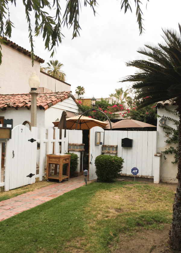 Farm Restaurant for breakfast and lunch in Palm Springs. // cupcakesandcutlery.com