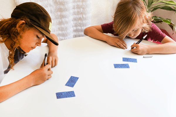 Dad's would love to get a special note from the kids. Hide them in balloons and surprise dad with this fun Father's Day activity and gift. 