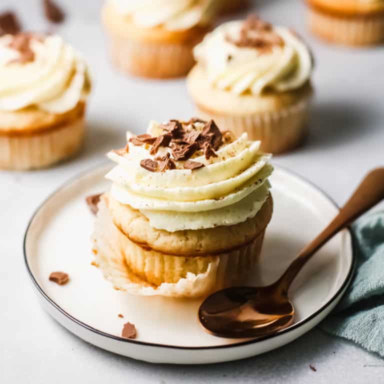 White Russian Cupcakes with Vodka