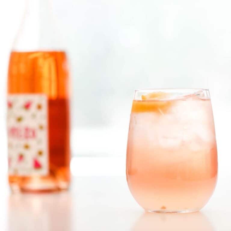 Rosé Lemonade Cocktail Recipe