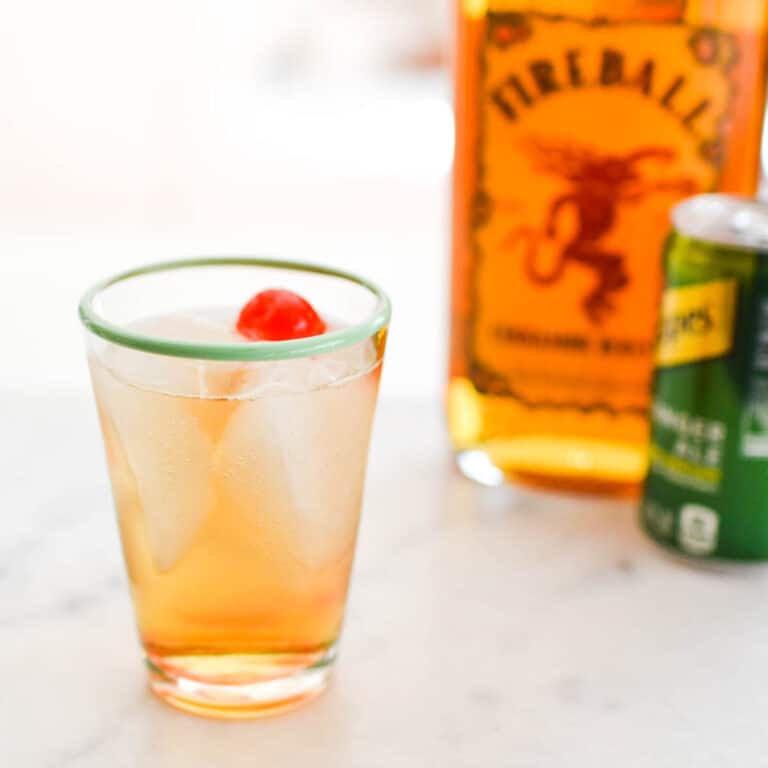 2-Ingredient Fireball and Ginger Ale Cocktail Recipe