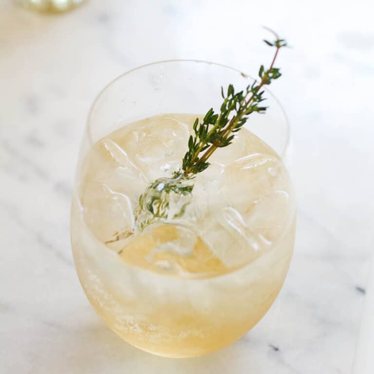 Refreshingly Simple St Germain Spritzer Recipe